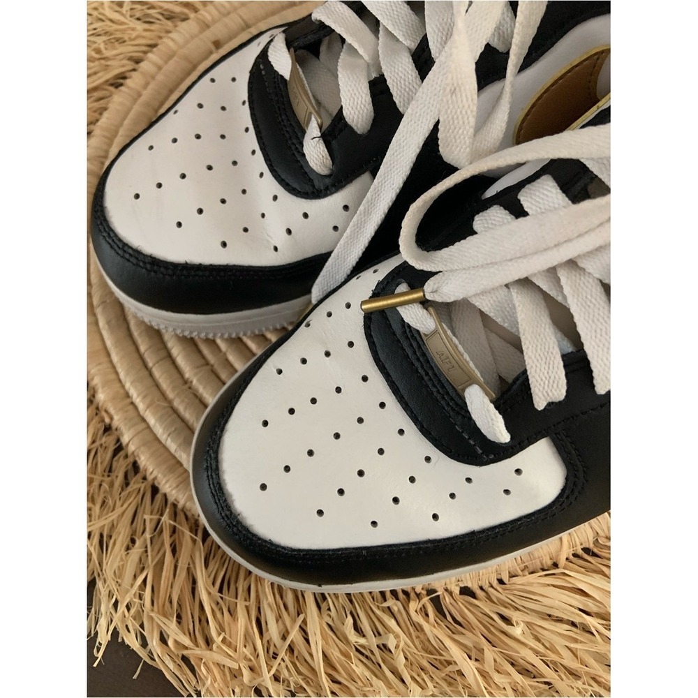NIKE Men's Air Force One Black White Gold Sneakers Size‎ 10.5 - Picture 15 of 16